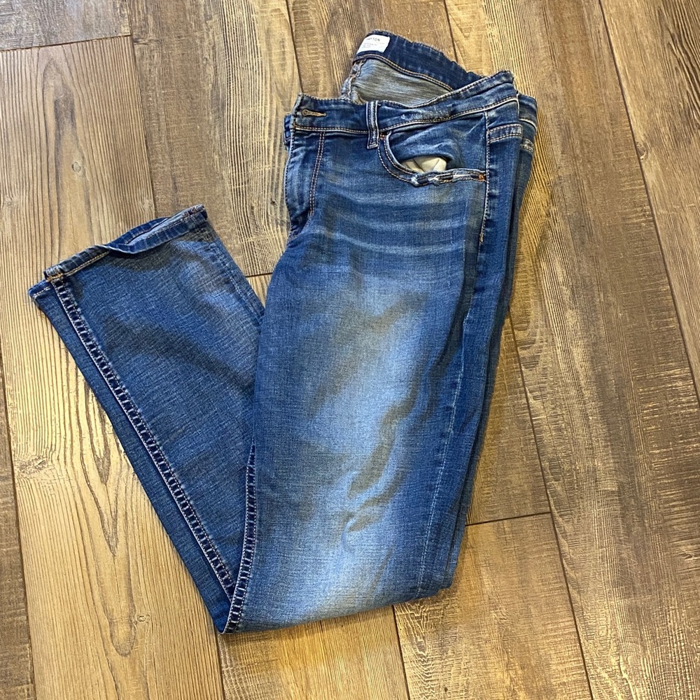BKE Straight Leg Jeans in Deep Blue